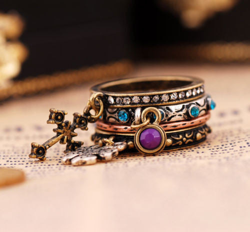 Vintage Clover Cross Rhinestone Ring Set
